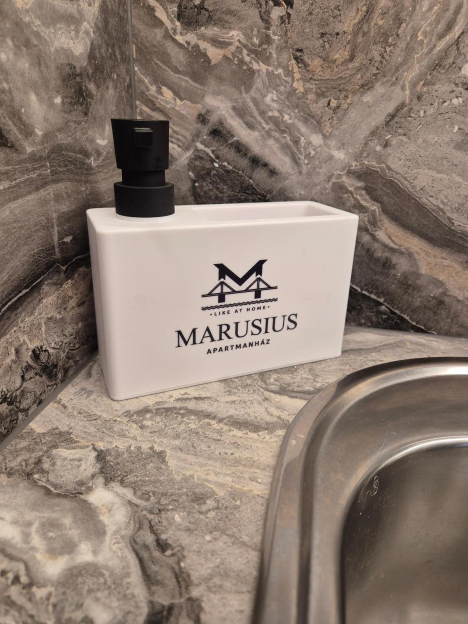 Marusius Apartmanhaz Makó Zewnętrze zdjęcie